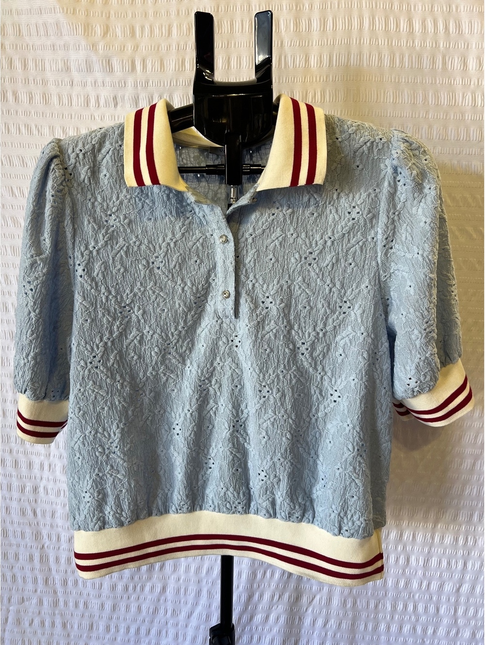 VOY Floral Eyelet Polo Top – Size L